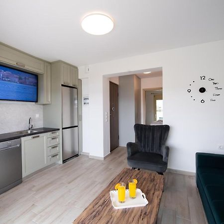 Mpm Apartment Никиана Екстериор снимка